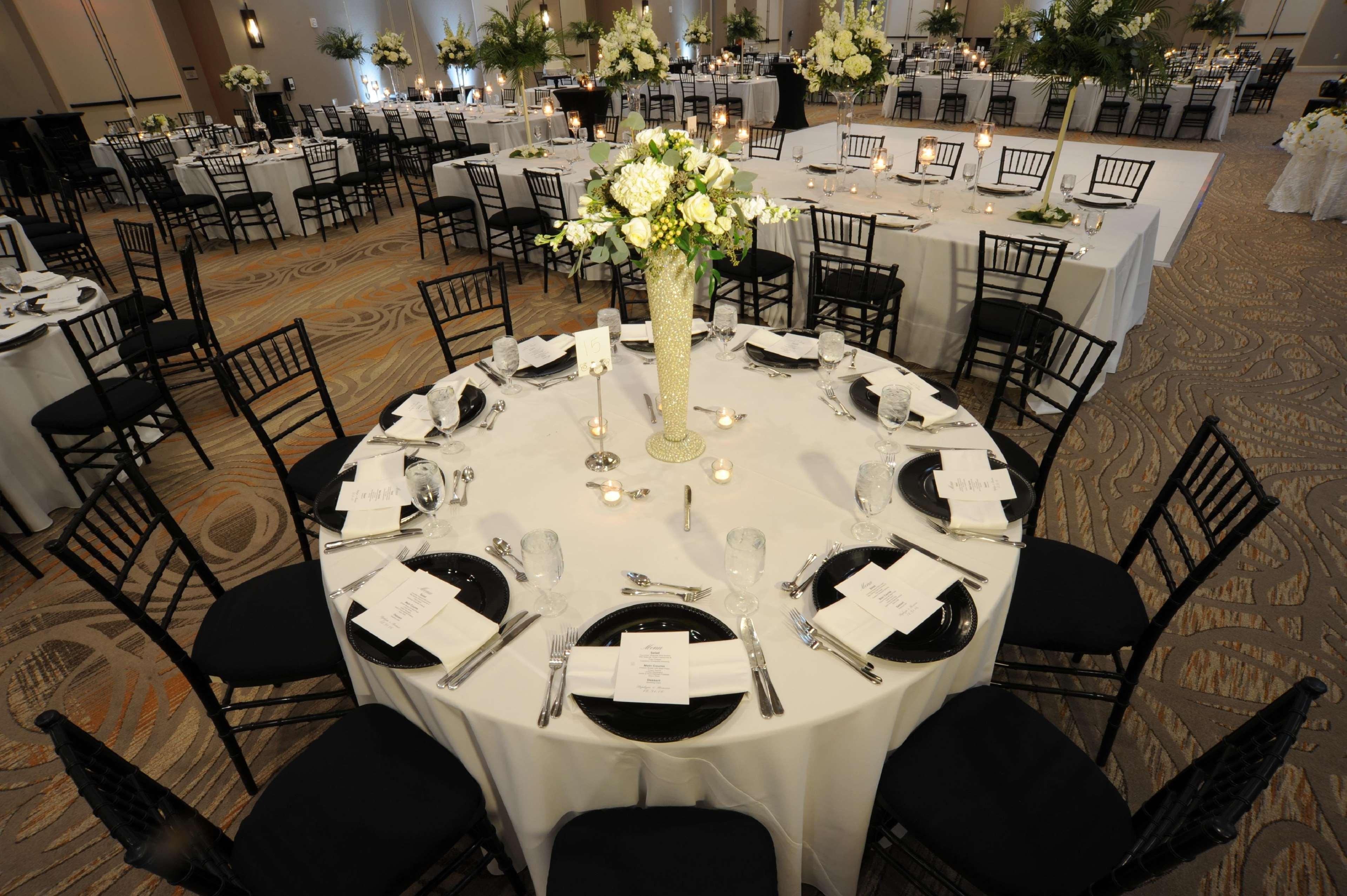 Embassy Suites Oklahoma City Downtown/Medical Center Bagian luar foto