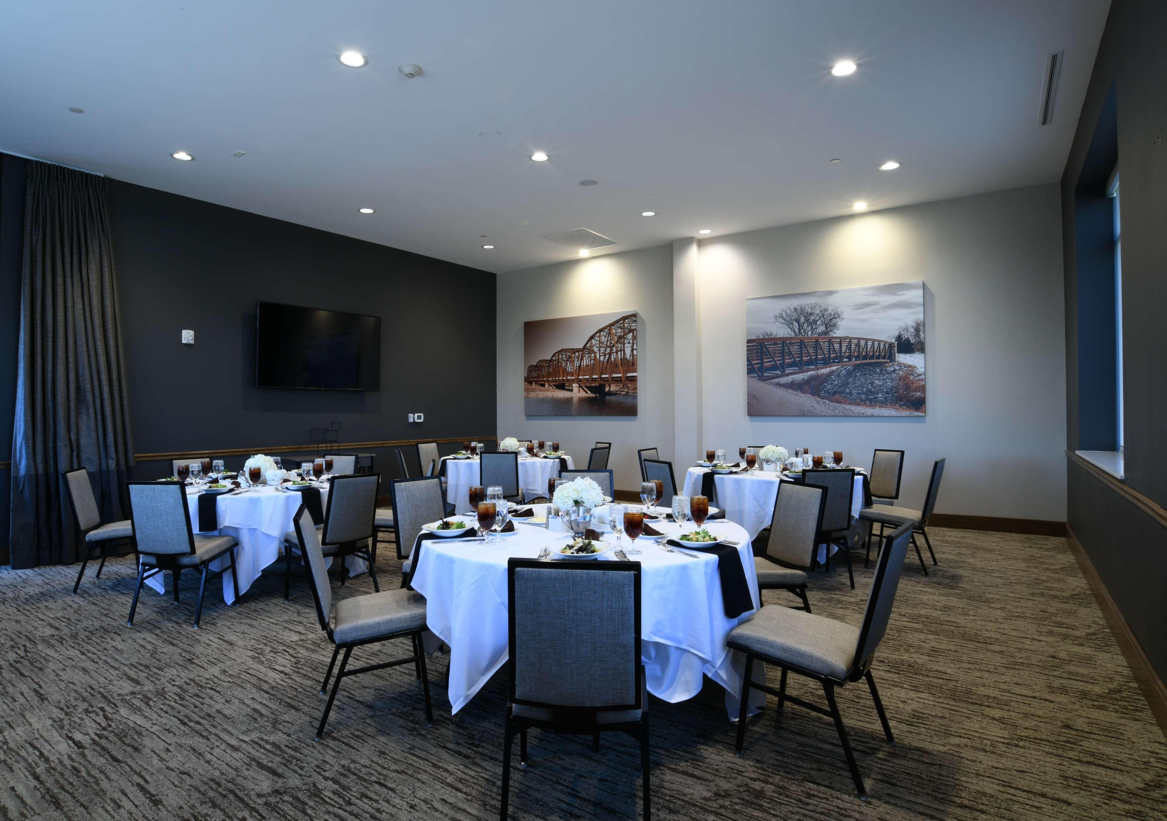 Embassy Suites Oklahoma City Downtown/Medical Center Bagian luar foto