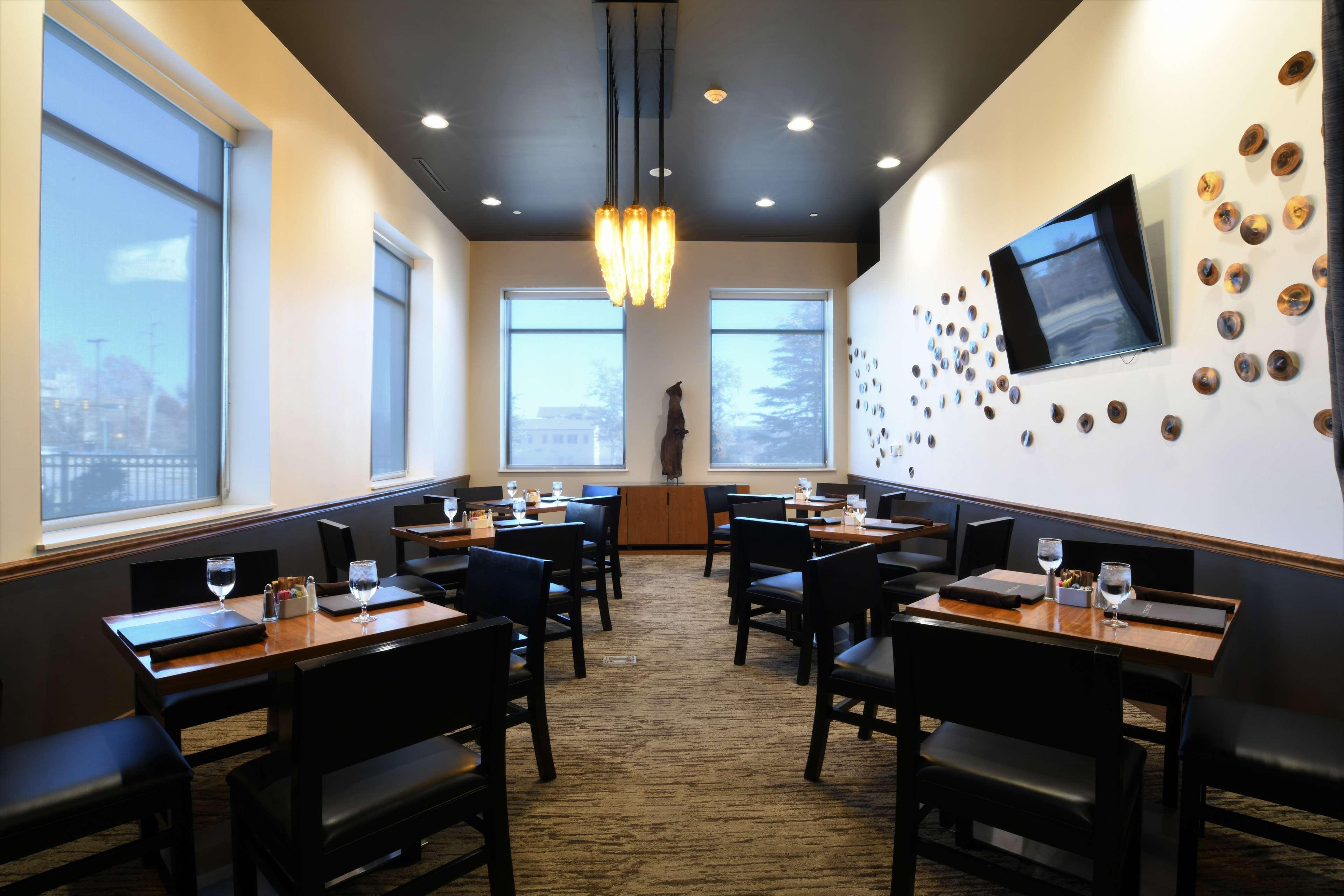 Embassy Suites Oklahoma City Downtown/Medical Center Bagian luar foto