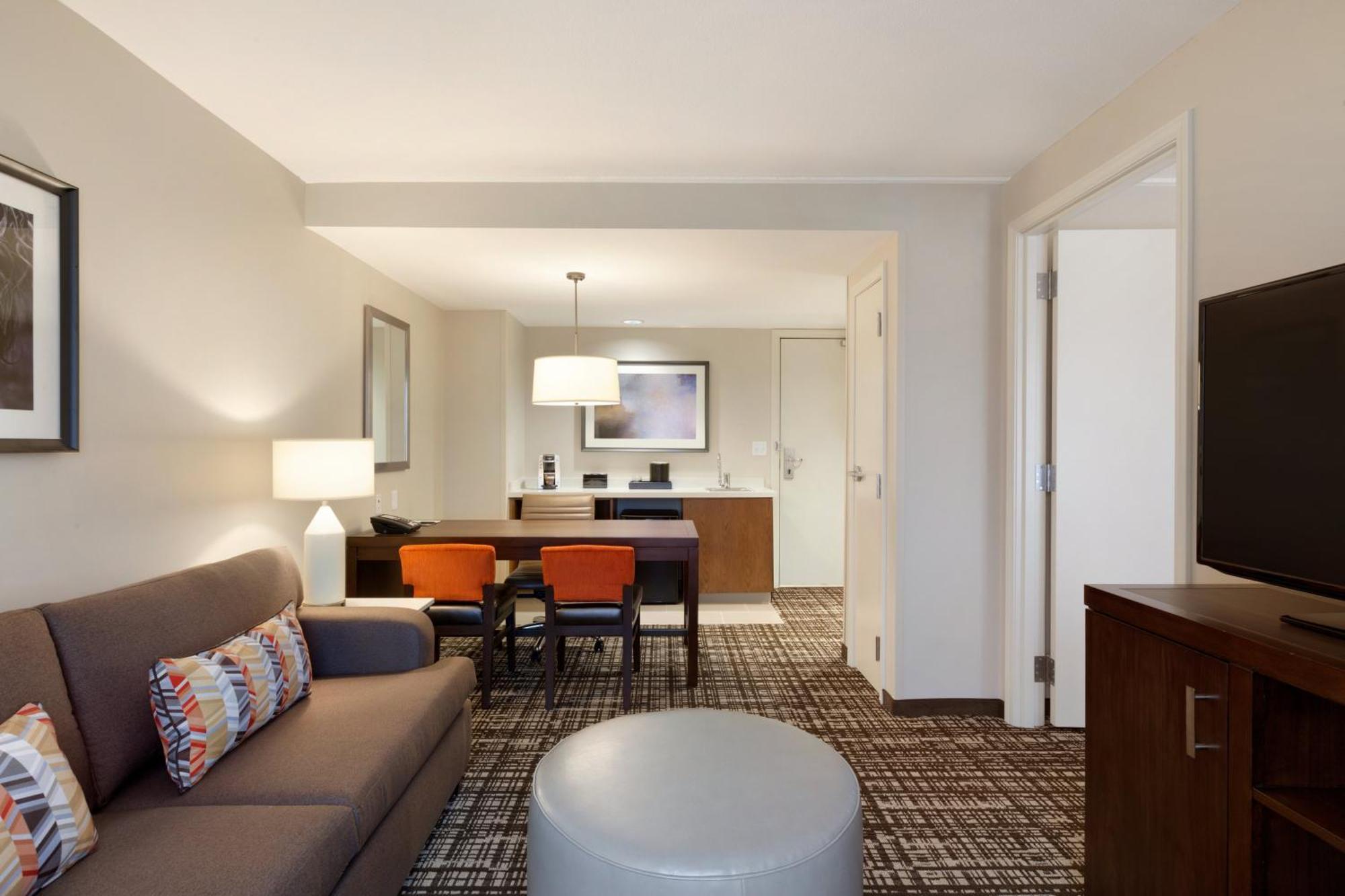 Embassy Suites Oklahoma City Downtown/Medical Center Bagian luar foto